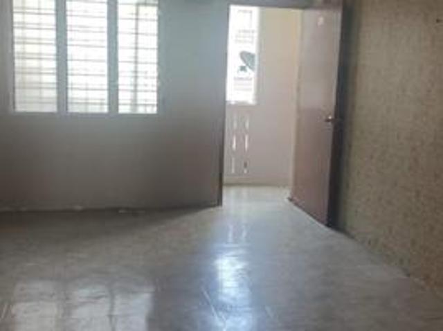 Flat for sale in Petaling, Alam Impian