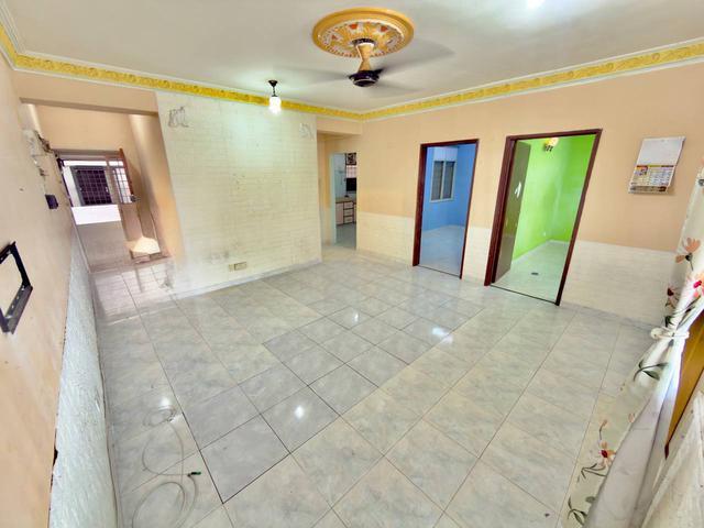 Apartment for sale in Langat, Selangor
