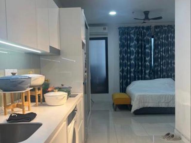 Serviced Residence for sale in Petaling, Damansara Damai