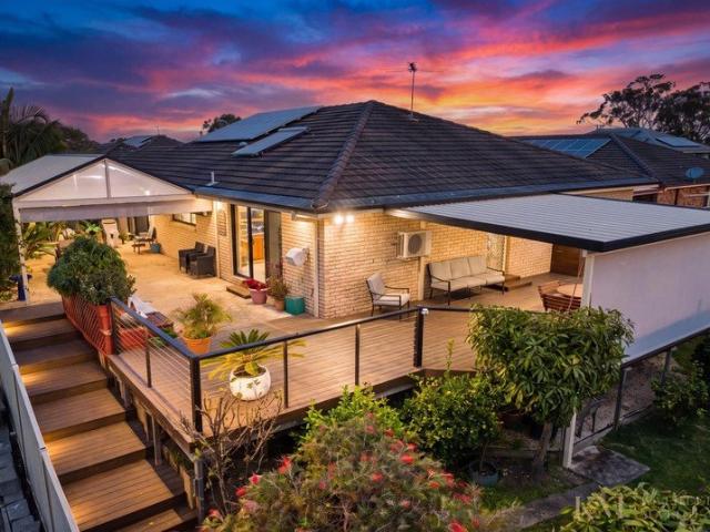 House for sale in Bolton Point, Newcastle-Maitland