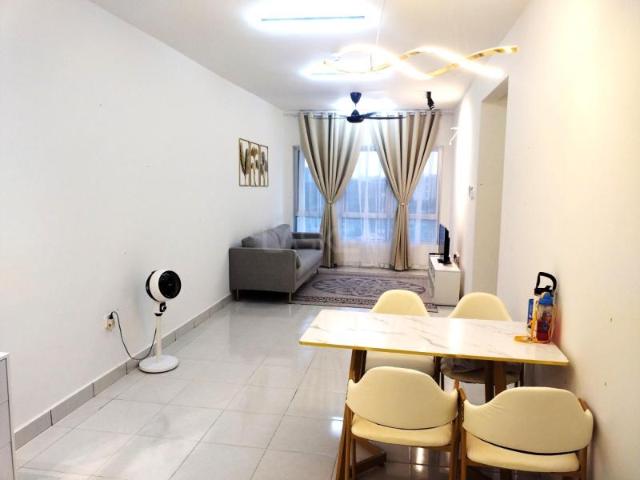 Apartment for rent in Tanjong Sepat, Selangor