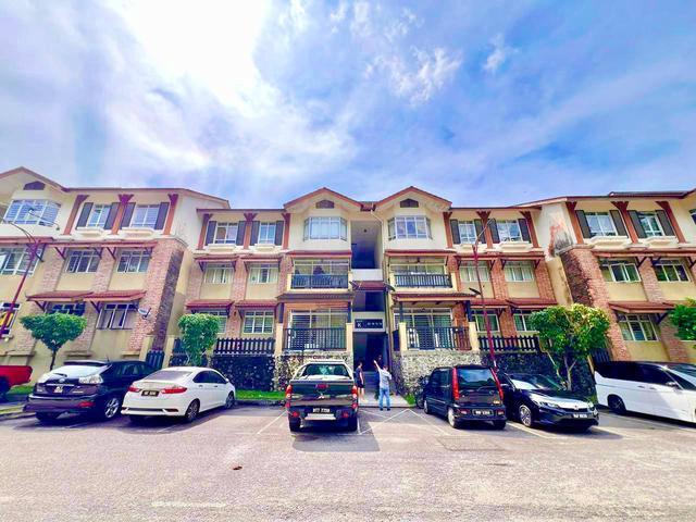 Condominium for sale in Petaling, Damansara Damai