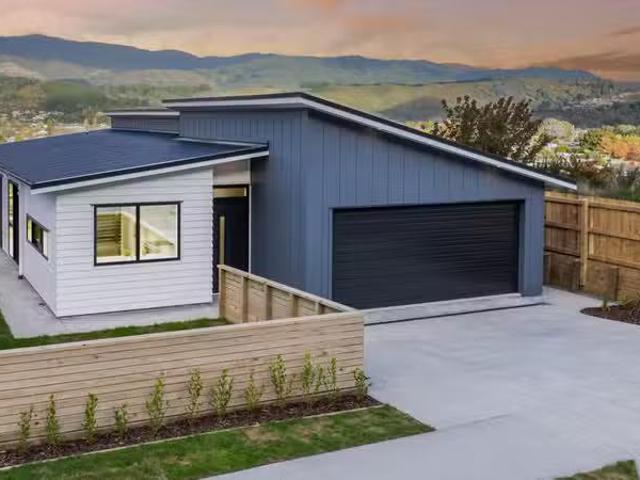 House for sale in Pauatahanui, Wellington
