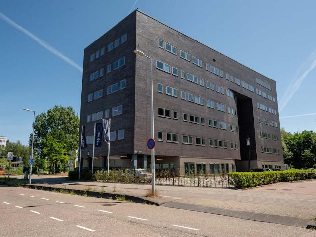 Bedrijfspand te huur in Oost, Amsterdam