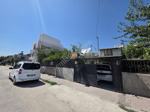 Yüreğir, Adana içerisinde satılık Villa