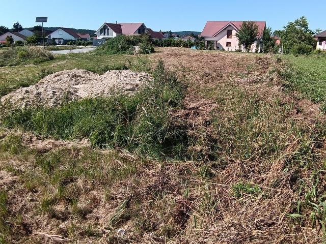Terrain vente à Pontarlier, Levier