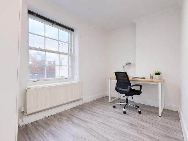 House for rent in Somers Town, Greater London
