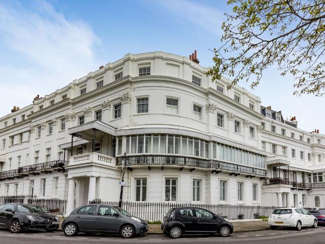 Apartment for rent in Brighton Marina Village, Brighton