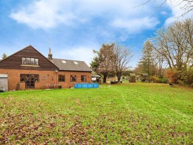 House for sale in Uckfield, Cross In Hand