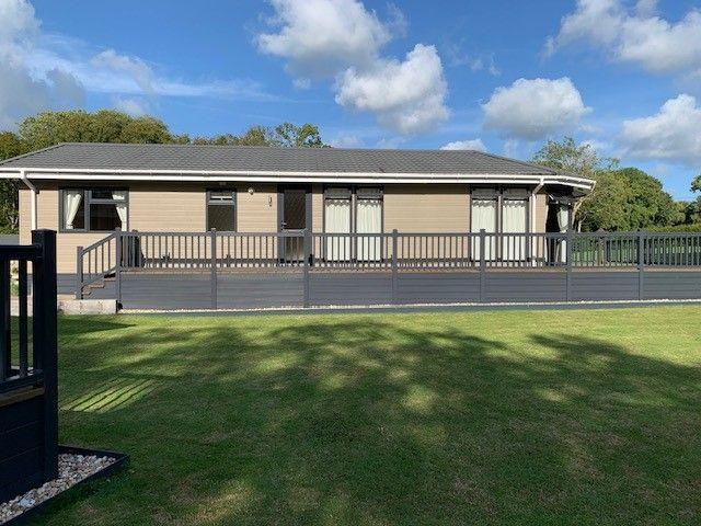 Apartment for rent in Cross In Hand, East Sussex