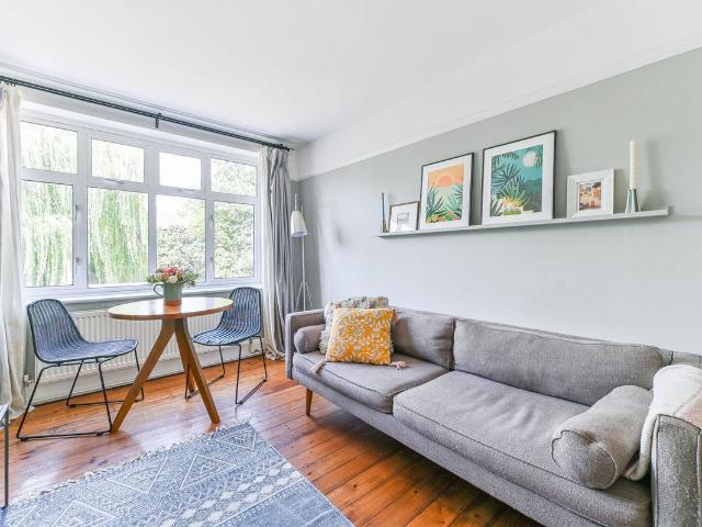Apartment for rent in Streatham, Greater London
