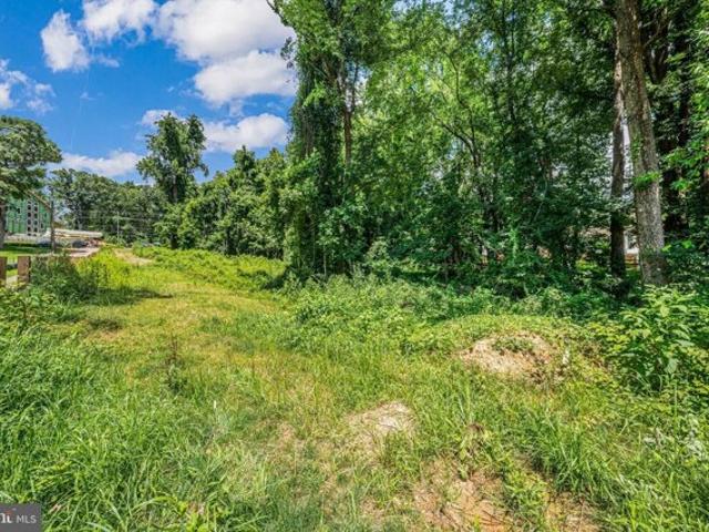 Land for sale in West Mclean