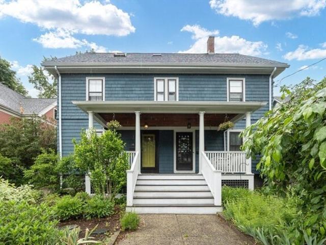 Condo for sale in Arlington