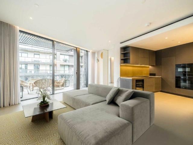 Apartment for rent in Saint Giles, Cat Hill