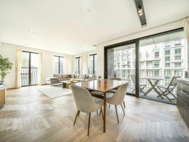 Apartment for rent in King's Cross, Cat Hill