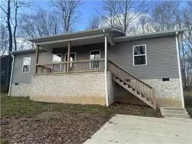 House for sale in Dickson