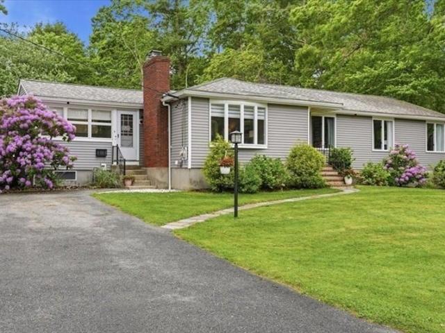 House for sale in Walpole, Massachusetts