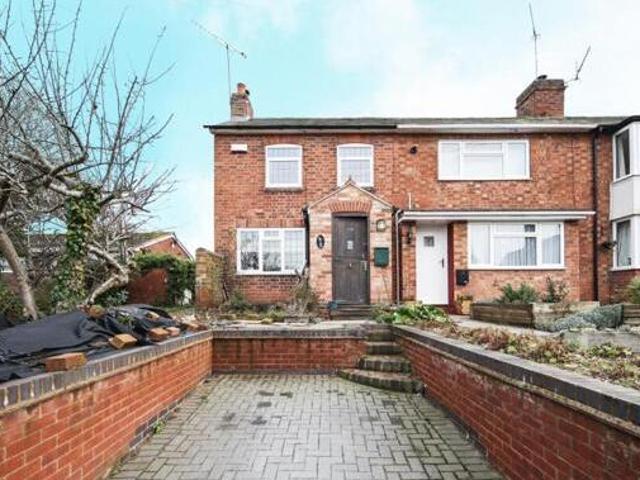 House for sale in Green Close, Warwickshire