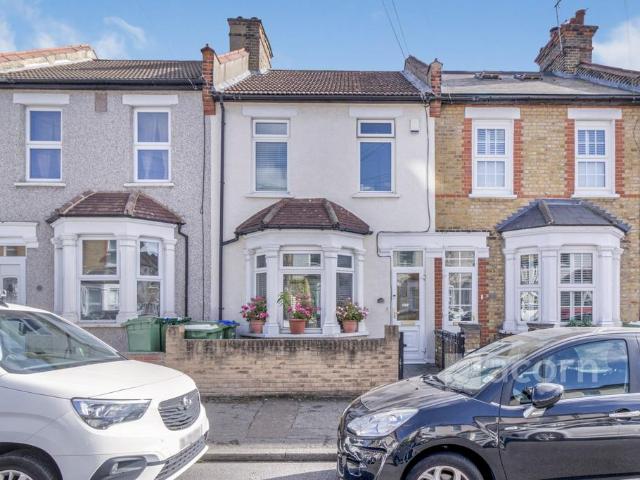House for rent in Crook Log, Greater London