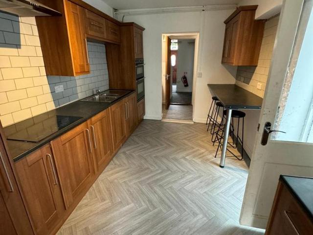 House for rent in Nangreaves, Wales