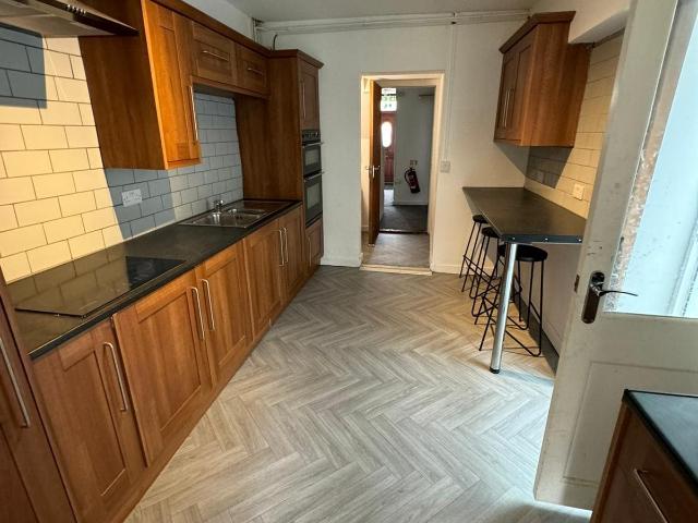 House for rent in Nangreaves, Wales