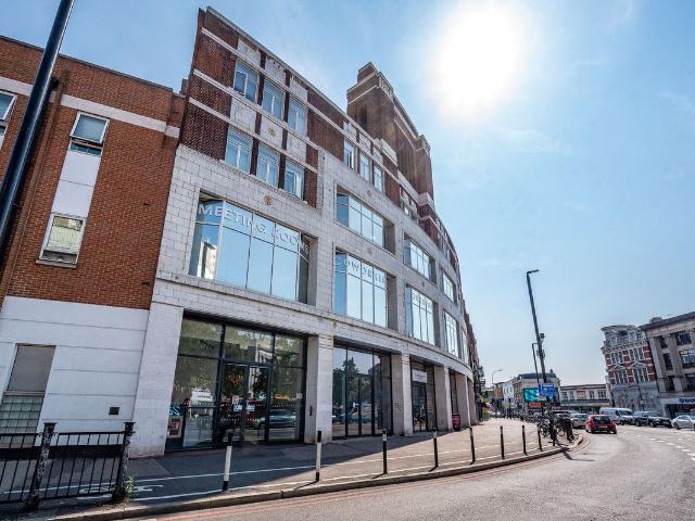 Apartment for rent in London Borough of Lewisham, Ladywell