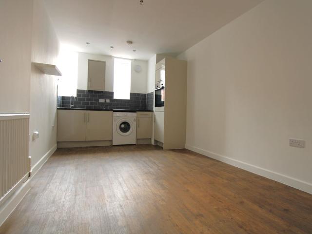 Studio for rent in London Borough of Lewisham, Ladywell