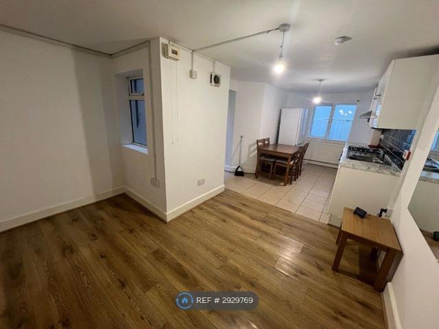 Apartment for rent in London Borough of Lewisham, Deptford