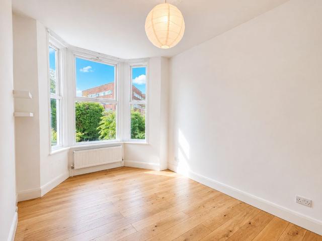 Apartment for rent in London Borough of Lewisham, Deptford