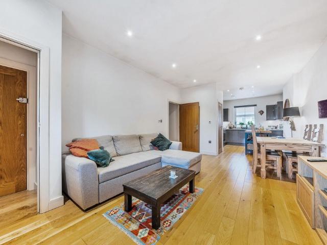 Apartment for rent in London Borough of Lewisham, New Cross