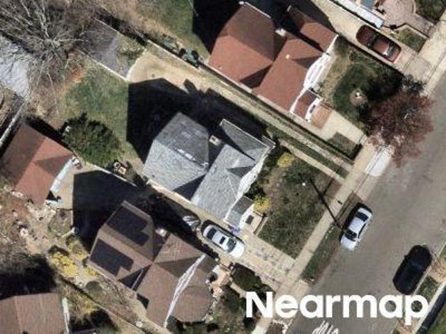House for sale in Queens, Arverne
