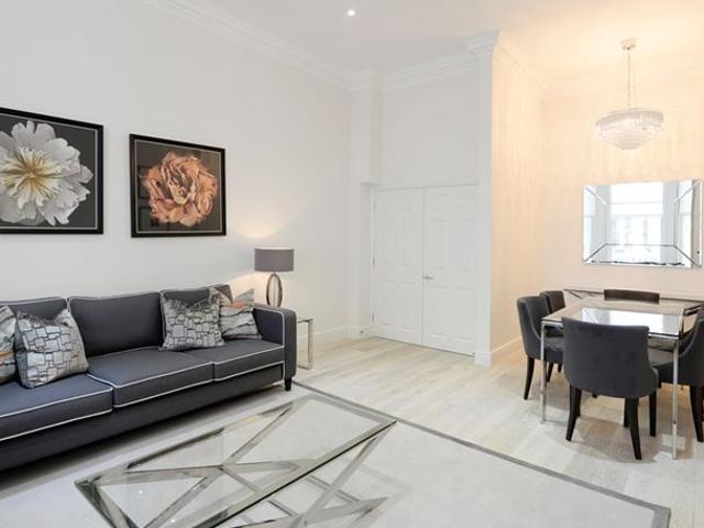 Apartment for rent in Earl's Court, Greater London