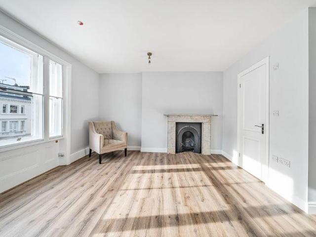 House for rent in Earl's Court, Greater London