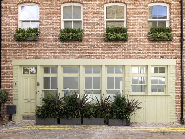 House for rent in Royal Borough of Kensington and Chelsea, Greater London