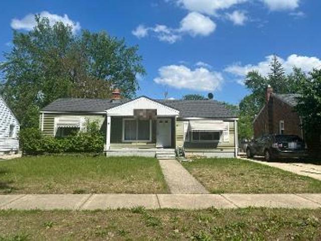 House for sale in Redford