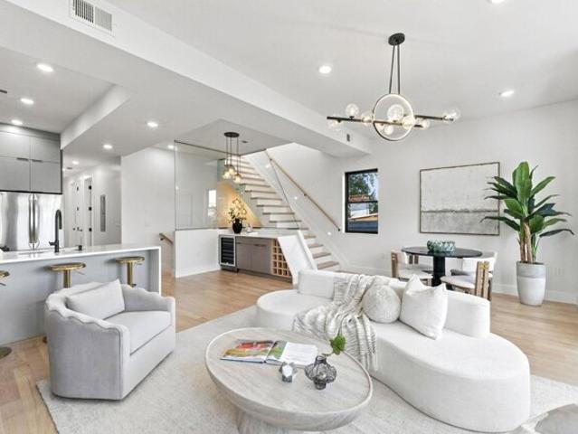 Condo for sale in Hudson, New Jersey