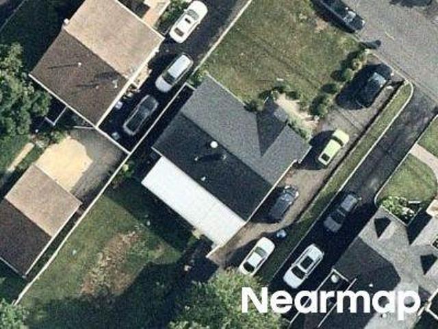 House for sale in Clark, New Jersey