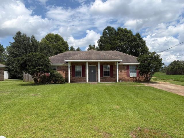 House for sale in Summerdale, Alabama