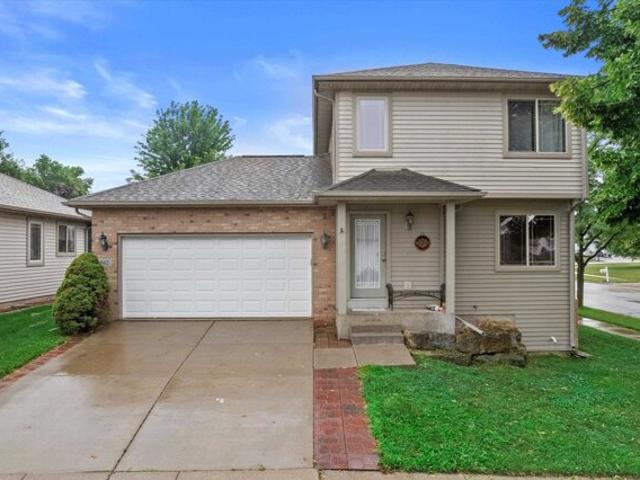 Condo for sale in Oregon, Wisconsin