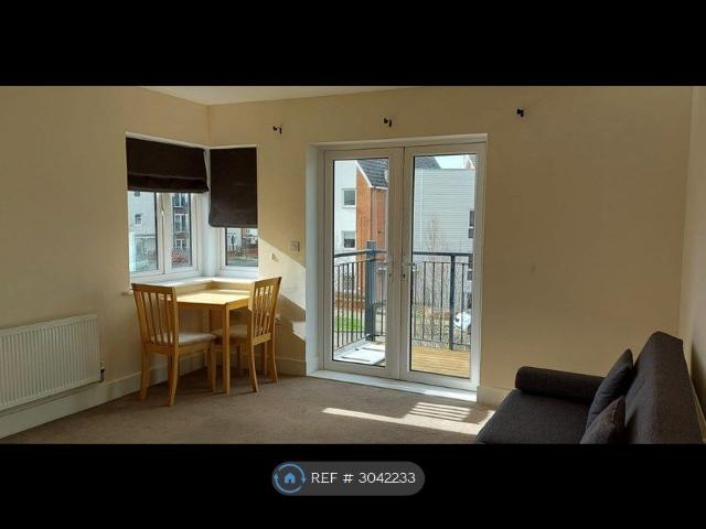 Apartment for rent in Walstead, Perryfields