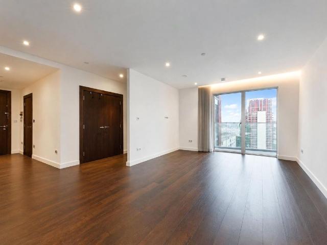 Apartment for rent in Nine Elms, Greater London