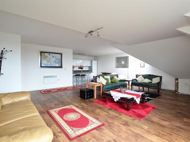House for rent in Parkwest Apartments, Greater London