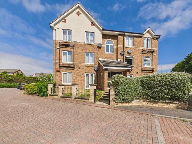 Apartment for rent in Allerton, West Yorkshire