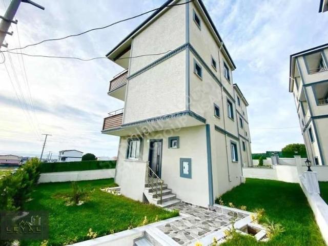 Marmaraereğlisi, Tekirdağ içerisinde satılık Villa