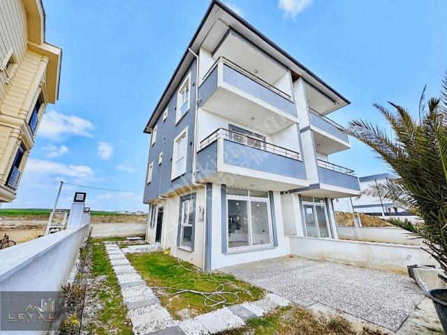 Marmaraereğlisi, Tekirdağ içerisinde satılık Villa