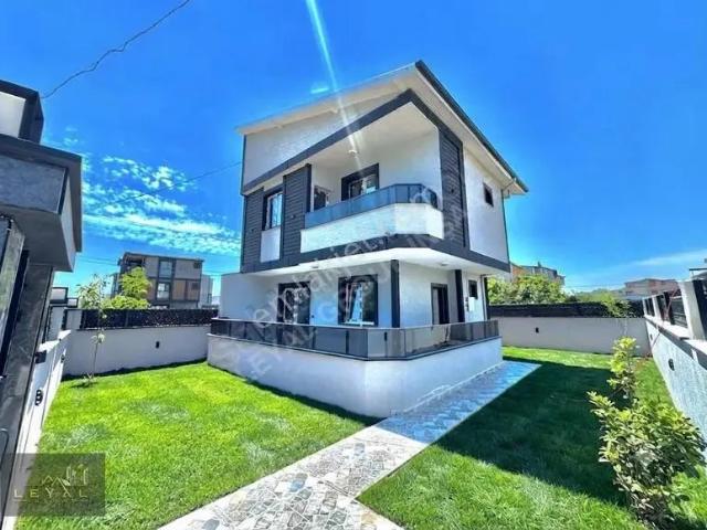 Marmaraereğlisi, Tekirdağ içerisinde satılık Villa