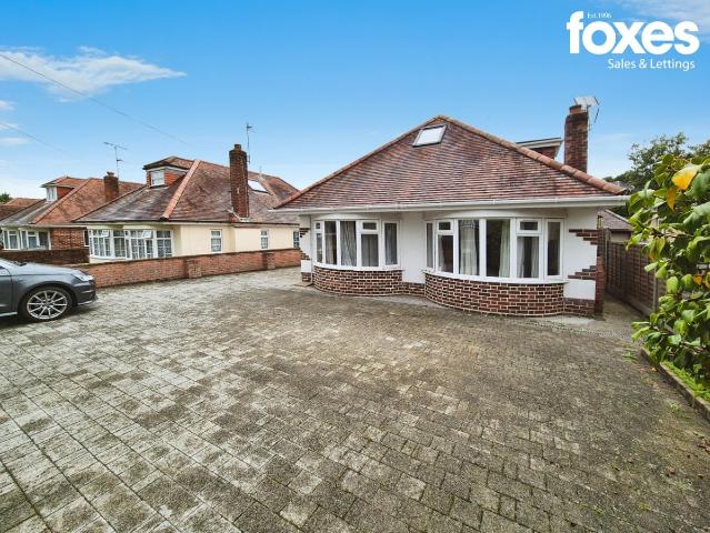 House for rent in Holdenhurst, Bournemouth
