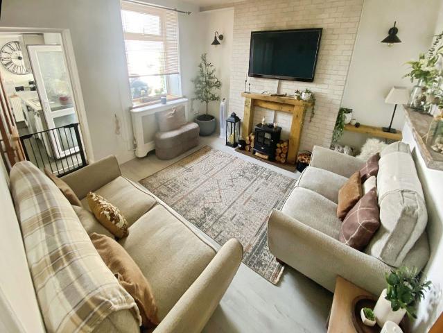 Apartment for rent in Pontypridd, Wales