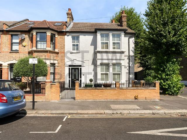 House for rent in Leytonstone, Greater London