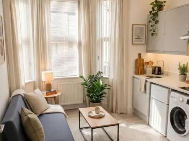 Studio for rent in London Borough of Ealing, Greater London